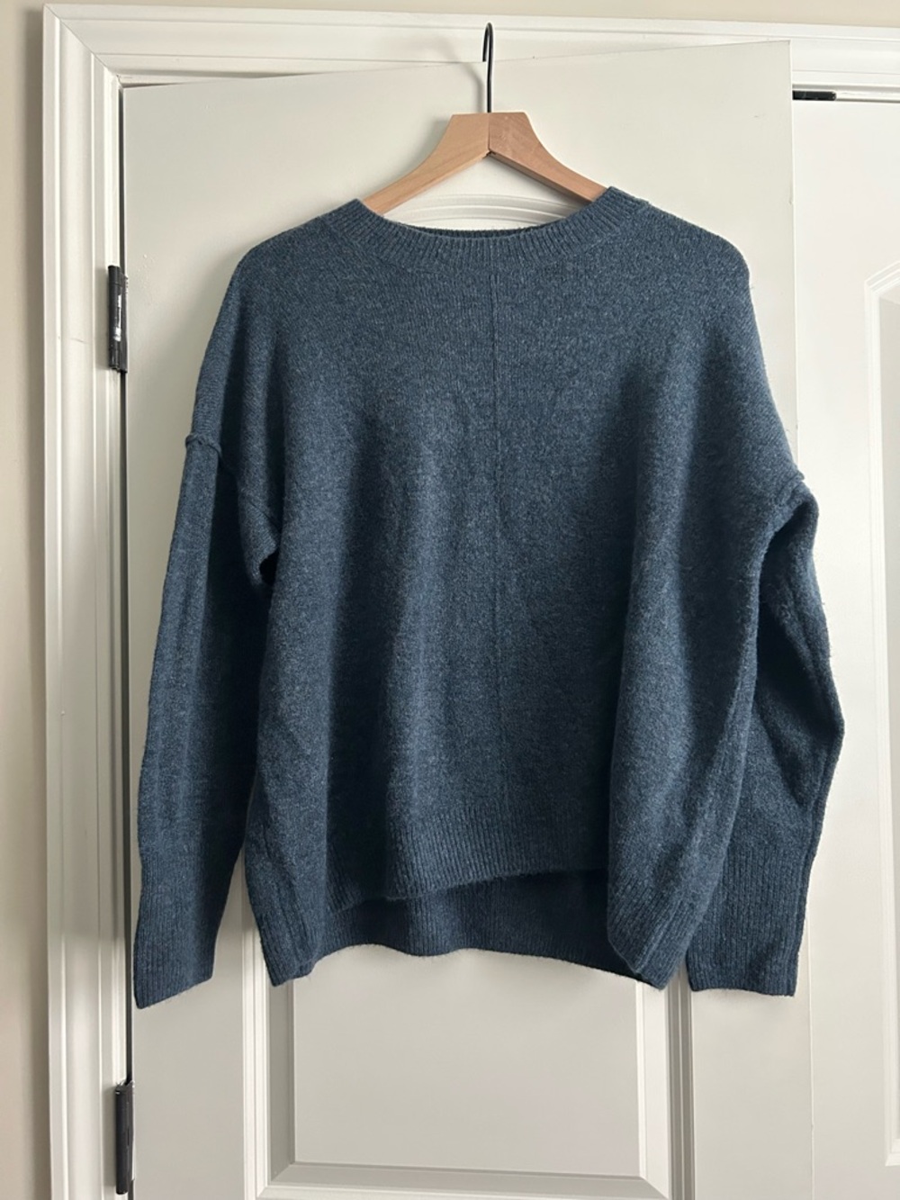 Vince Camuto Sweater